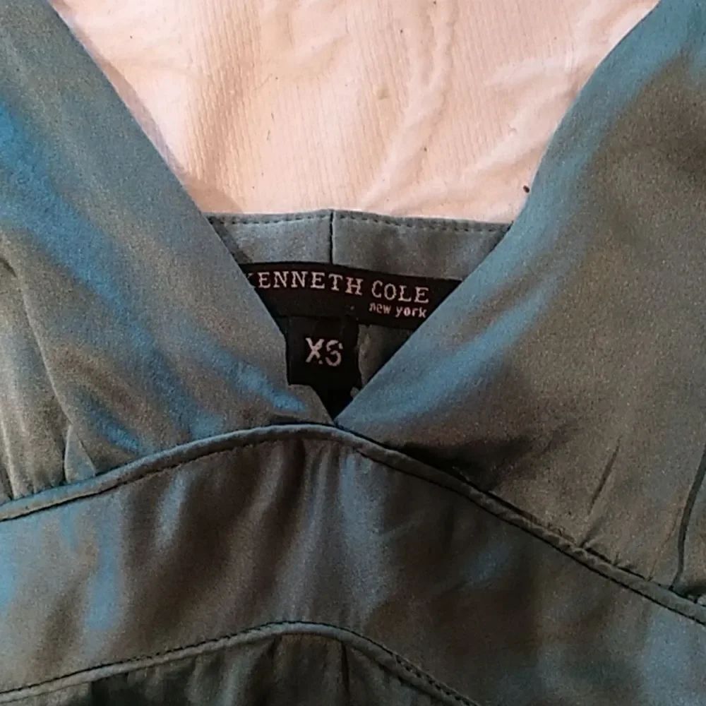 Kenneth cole top - Picture 2 of 7